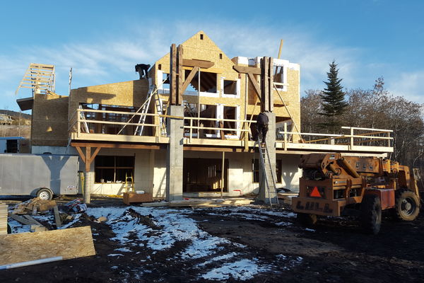 De-Winton-Steepe-Alberta-Canadian-Timberframes-Construction-Rear-Exterior